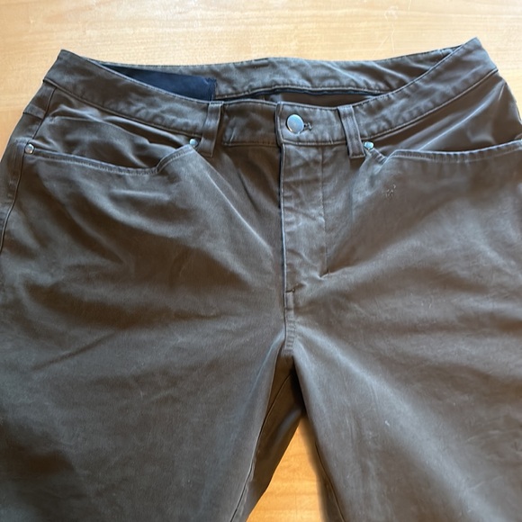 (2x) Lululemon ABC 5 pocket Pants - Slim Fit Sz 32 - Picture 10 of 14